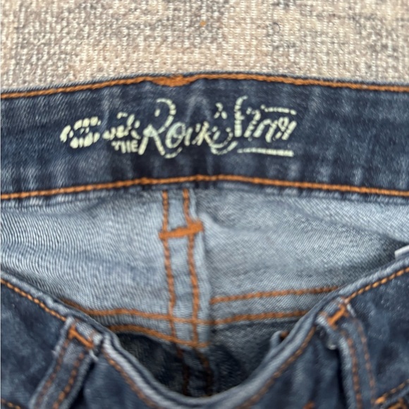 Old Navy Rockstar Skinny Jeans - Picture 3 of 4